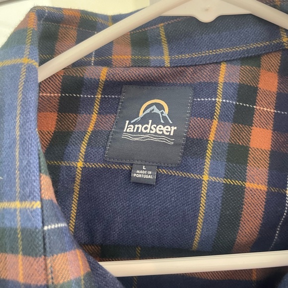 Landseer Button Down Flannel - Picture 2 of 4